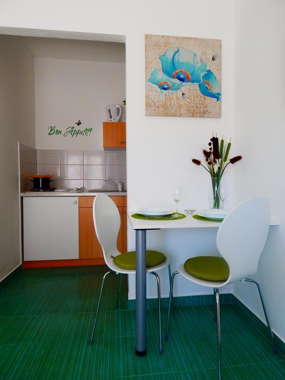 Apartments & Rooms Marinka Zadar Bilik gambar